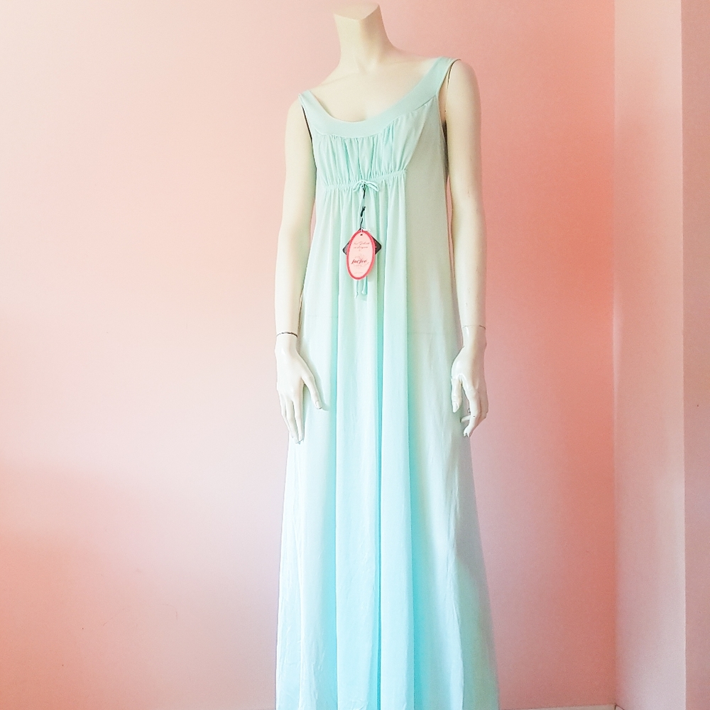 BNWT vintage deadstock mint lingerie nightgown